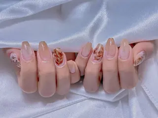 ネイル M2ネイルサロン【長さ出し&フィルイン導入店】所属・長さ出し専門店 RIRIのネイルデザイン