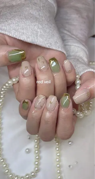 ミディアム ネイル 長さ出し専門 nynaのネイルデザイン