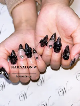 ミディアム ネイルサロン ダブルのネイルデザイン