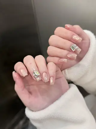 ネイル EE.Nail所属・FuFu.Nail 2️⃣番のネイルデザイン