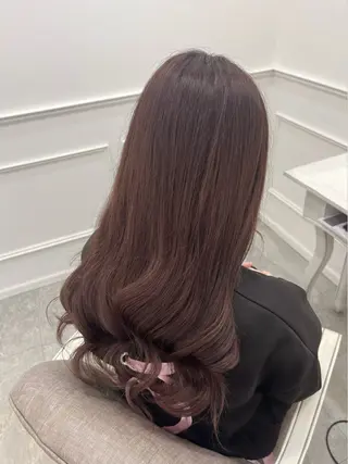ロング カラー 新井 凪のヘアスタイル