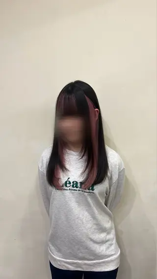 ロング カラー 梨菜/ハイトーン /ブリーチカラーのヘアスタイル