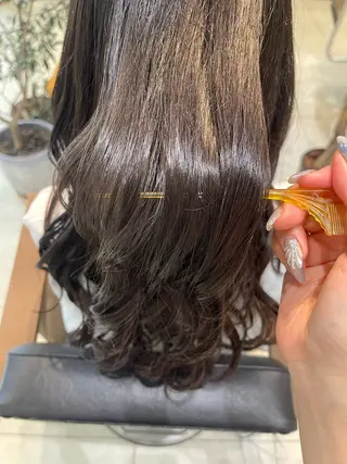 ロング 縮毛矯正・髪質改善・ ストレート🌻ゆいのヘアスタイル