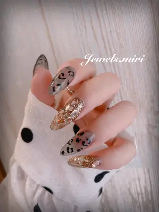 ネイル Jewels nail lily 白楽所属・ネイルサロン Jewels Mのネイルデザイン