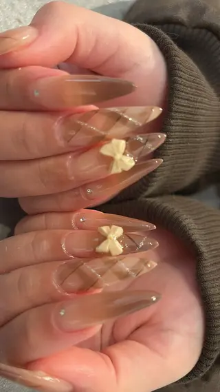 ネイル Mignon所属・Mignon 、のネイルデザイン