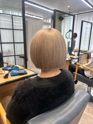 ショート カラー 韓国×髪質改善カラー 💎hinaのヘアスタイル