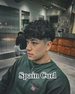 ショート パーマ メンズ soen所属・⚡メンズパーマフ ェードカットTomyのヘアスタイル