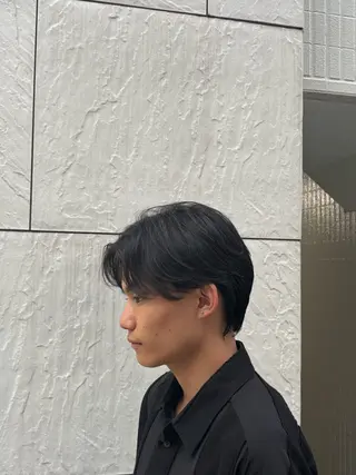 パーマ メンズハイトーン 北斗💍レイヤーのヘアスタイル