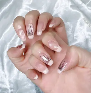 ネイル 高島 夏海のネイルデザイン