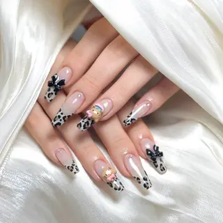 ネイル Maggie Nail🦩のネイルデザイン
