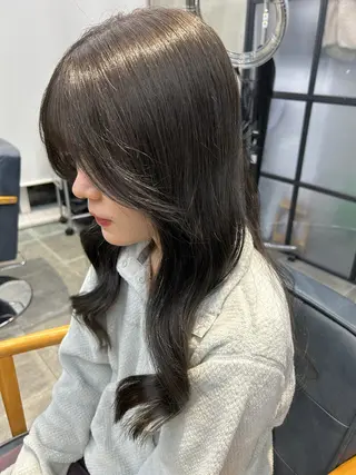 ロング カラー newi梅田🫧韓国 ヘア🫧sakiのヘアスタイル