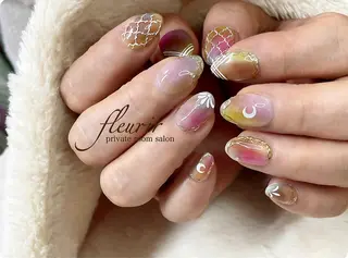 ネイル フルリール 【プライベートサロンのネイルデザイン