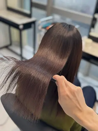 ロング パーマ ブリーチなしカラー I 髪質改善Ⅰたつやのヘアスタイル