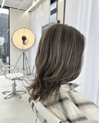 ミディアム risa | 透明感 カラー|ベージュのヘアスタイル