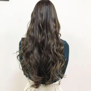 ロング カラー Lien 深井店のヘアスタイル