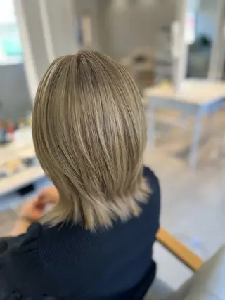 ミディアム 横野 孝志のヘアスタイル