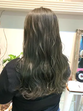 セミロング 大宮/山口 竣也のヘアスタイル