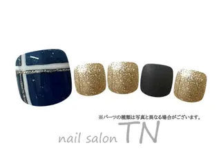 ネイル 矢川 まどかのネイルデザイン