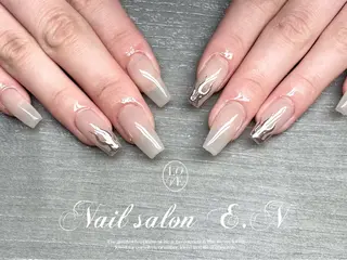 ネイル E.N🦋 長さ出し/持ち込みのネイルデザイン