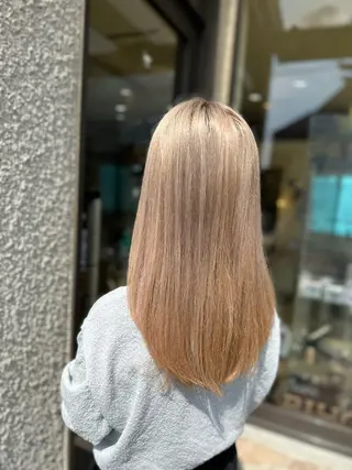 ロング カラー hair&makeRIHGA所属・鈴木希優 /ハイトーンカラーのヘアスタイル