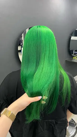 ロング カラー white.梅田所属・White梅田  ／ COCOのヘアスタイル