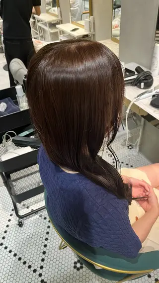セミロング カラー 新宿/アシスタント AiNAのヘアスタイル