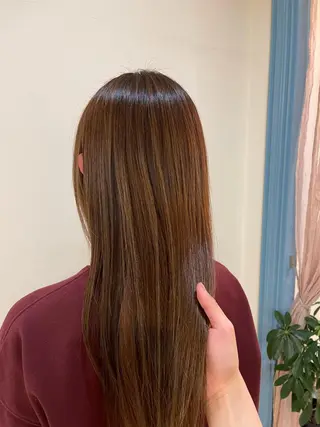 ロング カラー 吉田 真尋のヘアスタイル