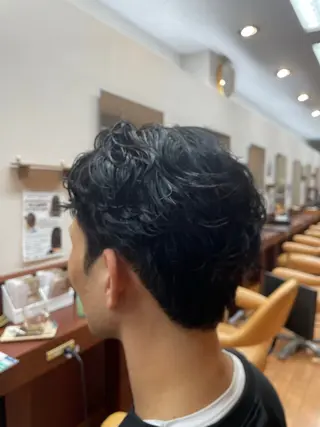 パーマ メンズ ルキ🌈ブリーチカラ ー&メンズパーマ🦄のヘアスタイル