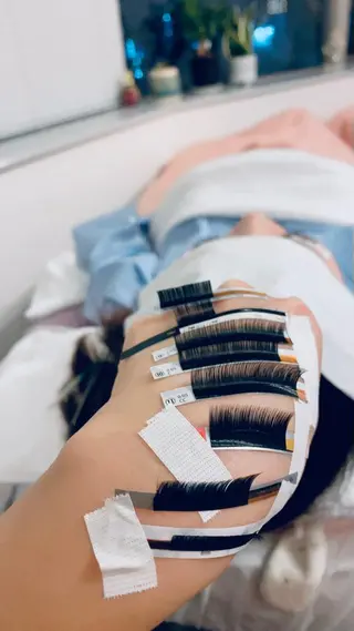 パーマ マツエク・マツパ アイブロウ 神山 ビューティー・アイのマツエク・マツパデザイン