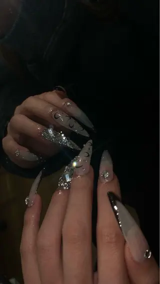 ロング カラー Lii 416のネイルデザイン