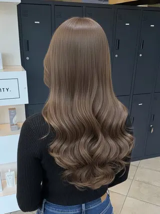 カラー 艶髪レイヤーの王 また復活の大澤竜馬のヘアスタイル