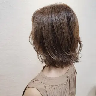 ミディアム 浜田りほ Luxbe 博多バスターミナルのヘアスタイル