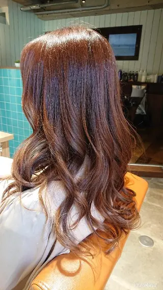 ロング alushe 岡 陽子のヘアスタイル