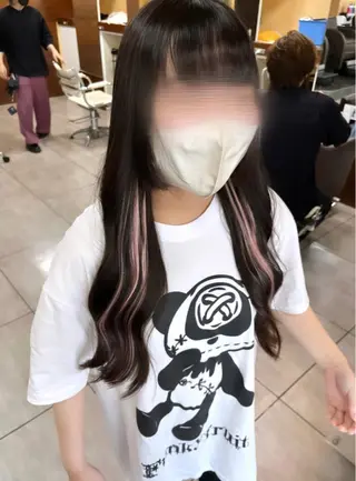 カラー ヘアアレンジ インナー×縮毛矯正 ピンクカラー澤井里菜のヘアスタイル