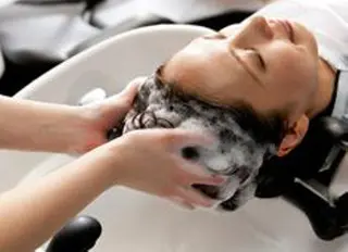 ミディアム 髪質改善／美髪矯正 林田和真のヘアスタイル