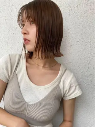 ショート カラー 透明感カラー🤎 中川智帆のヘアスタイル