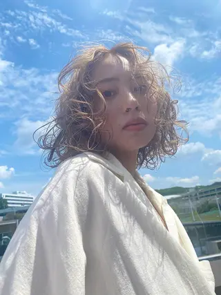 ミディアム 吉田 翔太のヘアスタイル