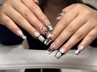 ロング トゥー フエンのネイルデザイン