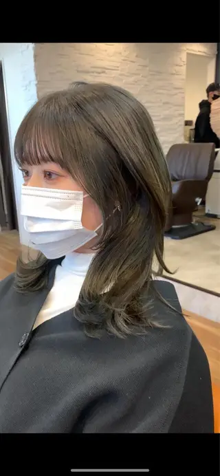 ミディアム 古沢 新のヘアスタイル