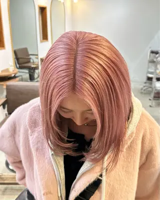 セミロング ササキカズマ〻透明感 〻色落ち〻赤み消しのヘアスタイル