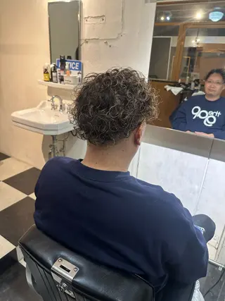 ミディアム パーマ メンズ モチヅキ タツキのヘアスタイル