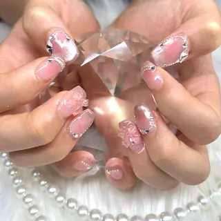 ネイル Lumo所属・yuri .のネイルデザイン