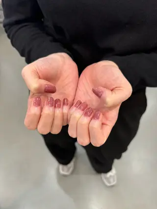 ネイル ROSAHair&make所属・原田 真帆のネイルデザイン