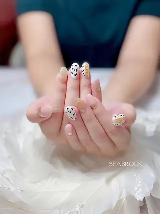 ネイル 鈴木 奈穂子のネイルデザイン