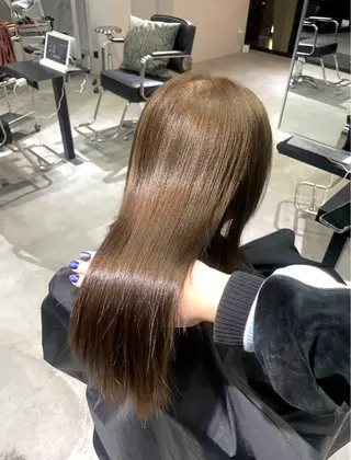 ロング カラー トレンドスタイル/ ワンホン/YURIのヘアスタイル