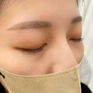 アイブロウ Lucia 清澤のマツエク・マツパデザイン