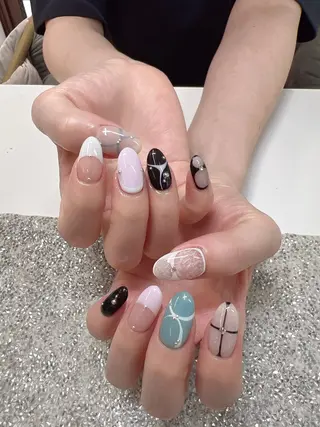 ネイル Guarendo錦糸町店所属・ガレンドウ 白澤 愛子のネイルデザイン