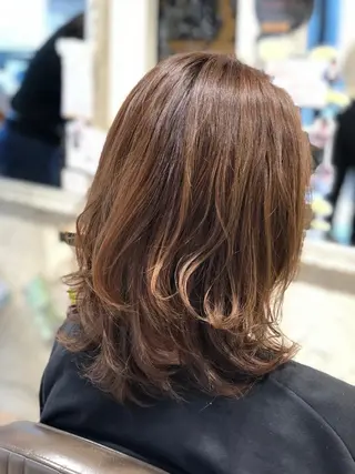 ミディアム 五十嵐ゆり 美髪カラー　武蔵小杉のヘアスタイル