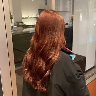 ロング カラー ブリーチ/髪質改善/ ハイトーン/暖色のヘアスタイル