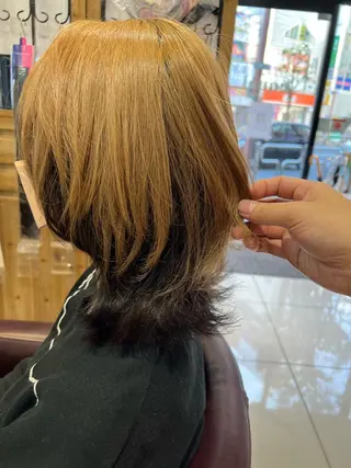 ミディアム カラー 髪質改善✨️レイヤー クボタリョウのヘアスタイル